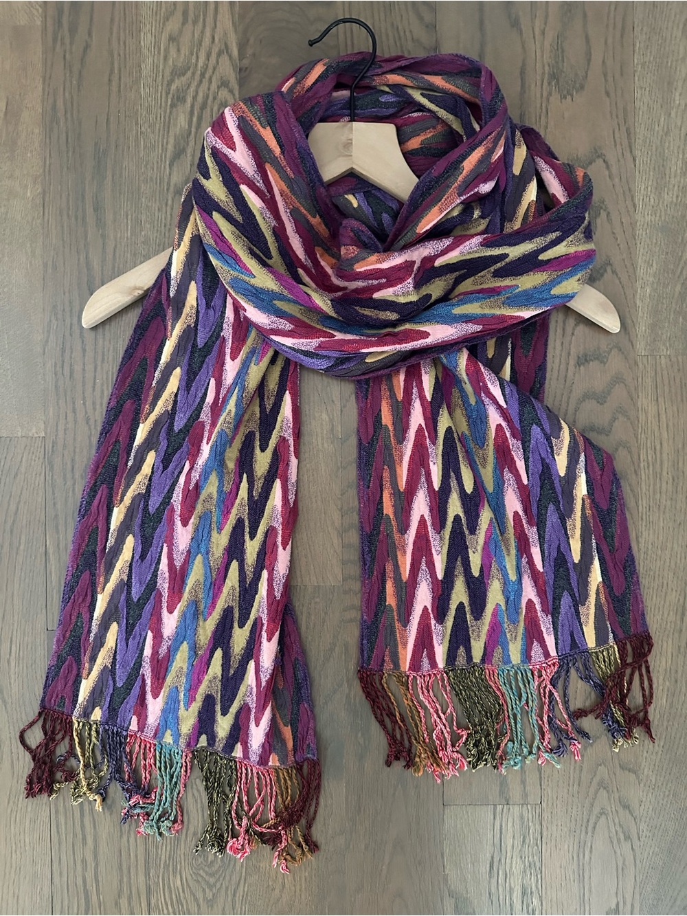 NWT Neiman Marcus Tolani Marble Weave Oblong Scarf in Purple Multi 86"l